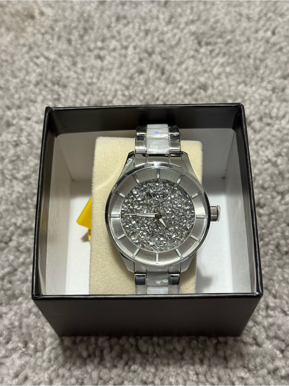 Invicta Angel Pavine 40mm